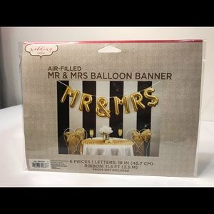 Mr & Mrs balloon banner air filled wedding